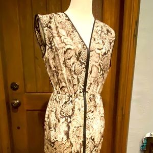 BCBGMAXAZRIA Eris Silk Dress 👗size Small